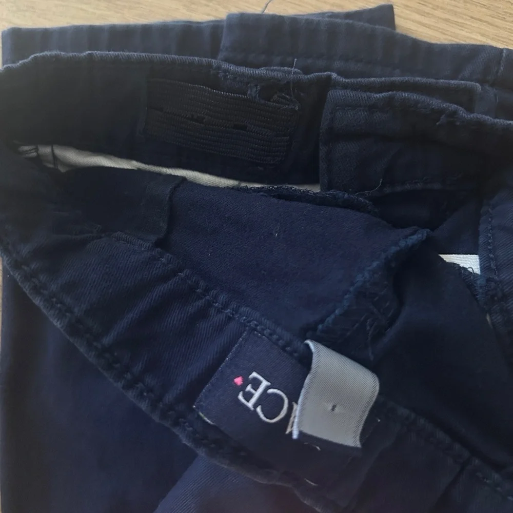The Children’s place, Girls Uniform Stretch Bootcut Chino Pants- EUC